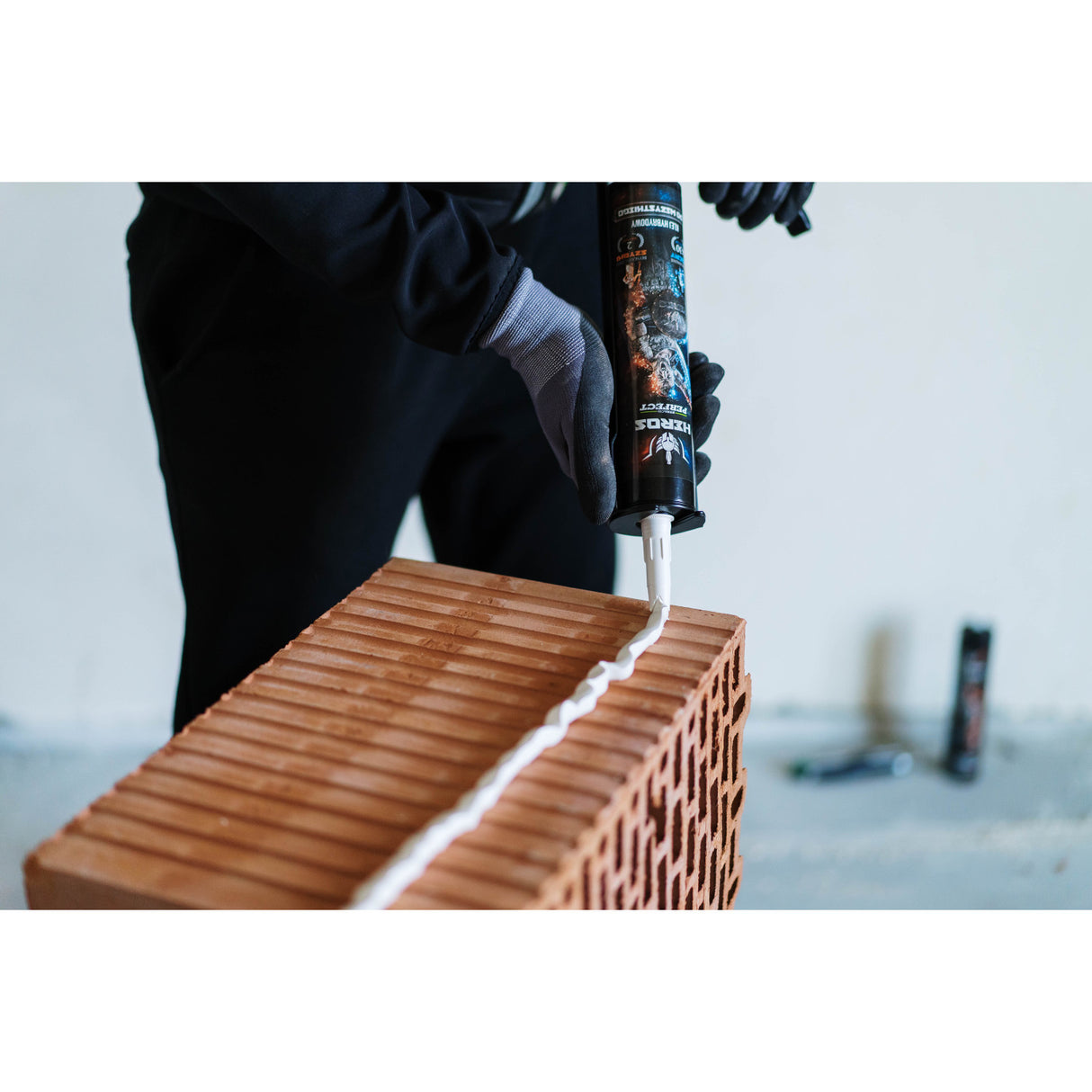 Premium Hybridkleber 290 ml | Hochfester Montagekleber für Bau und Industrie